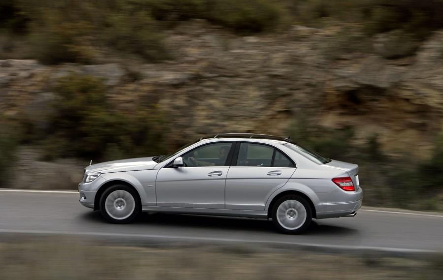  Mercedes-Benz C-Class 2007 года  (фото 81 из 413)